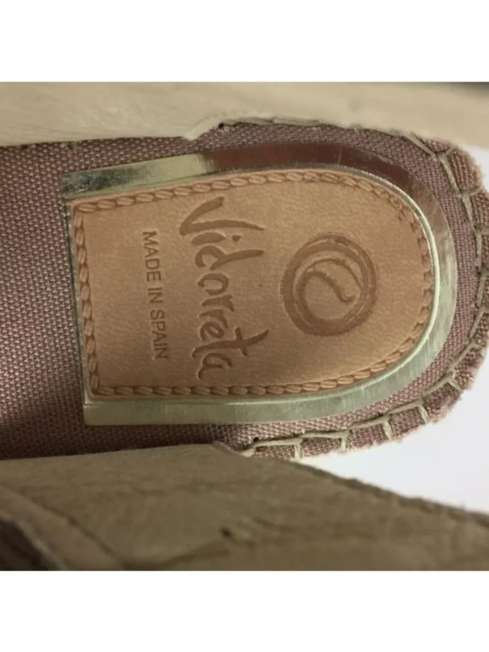 Vidorreta taupe cream